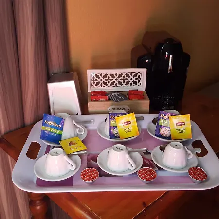 Calaluna Hotel 3*